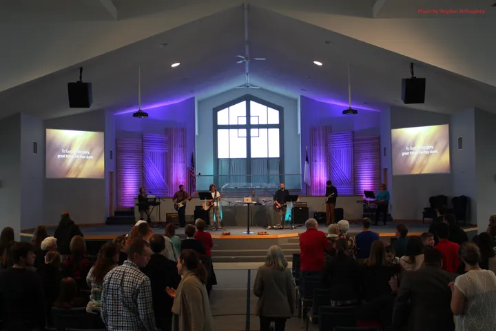 Emmanuel Baptist — installation photo 4